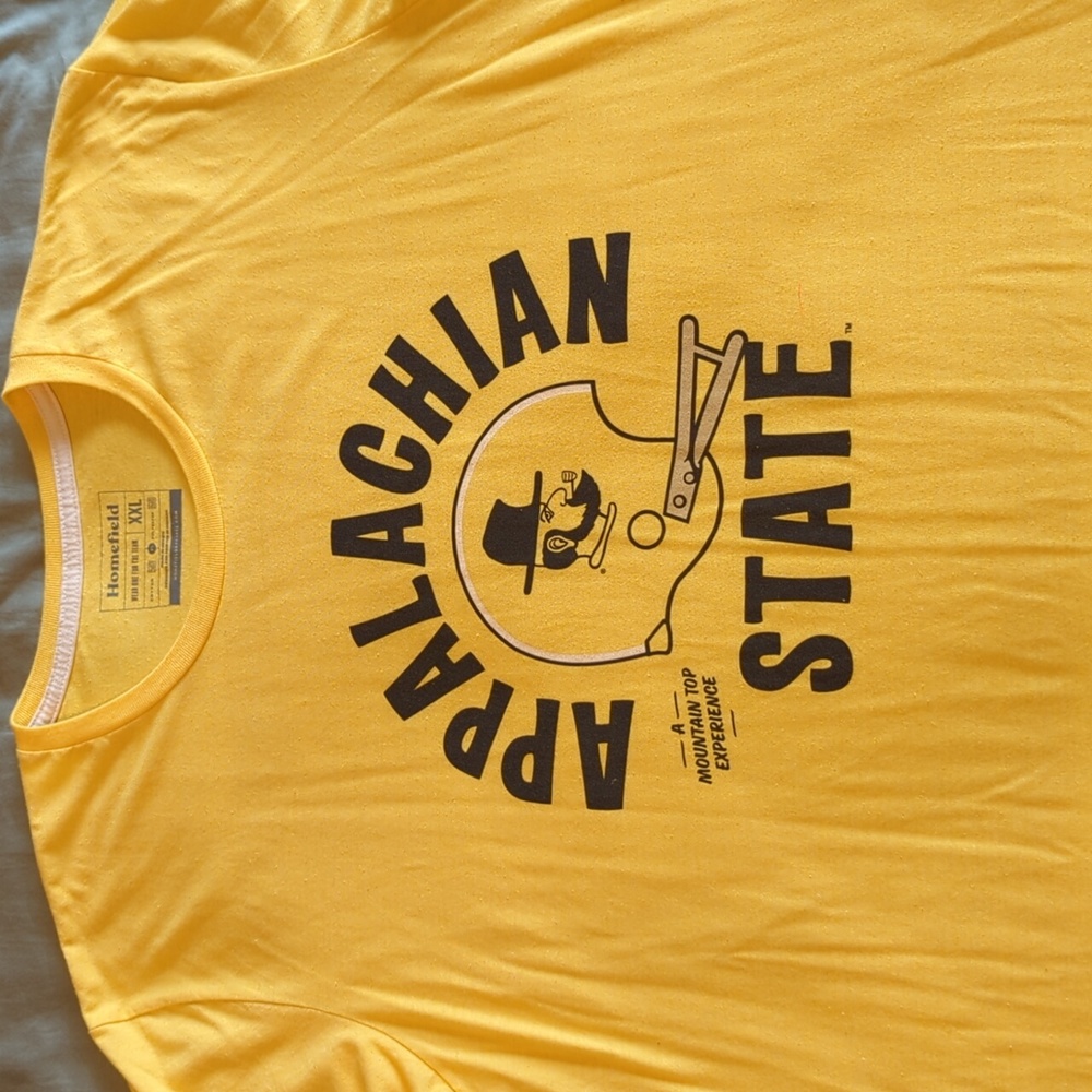 Vintage Appalachian State football t shirt